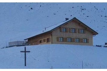 Österreich Privát Sonntag, Exterieur